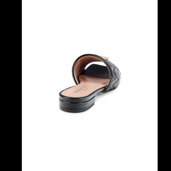 VALENTINO BY MARIO VALENTINO BLACK FLAT SANDALS